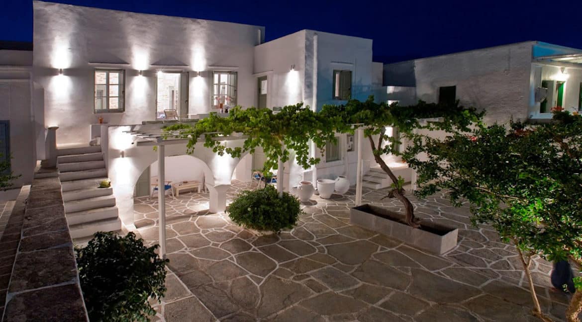 Sifnos island traditional house for sale, House in Greece, Propety in Greece, Greek Island house for Sale 1