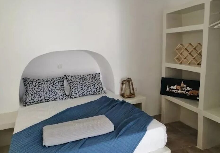 Studio Apartment at Pyrgos Santorini, Apartment for Sale in Santorini, Apartment Santorini Greece 2