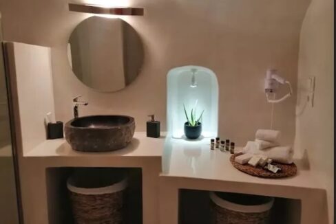 Studio Apartment at Pyrgos Santorini, Apartment for Sale in Santorini, Apartment Santorini Greece 4