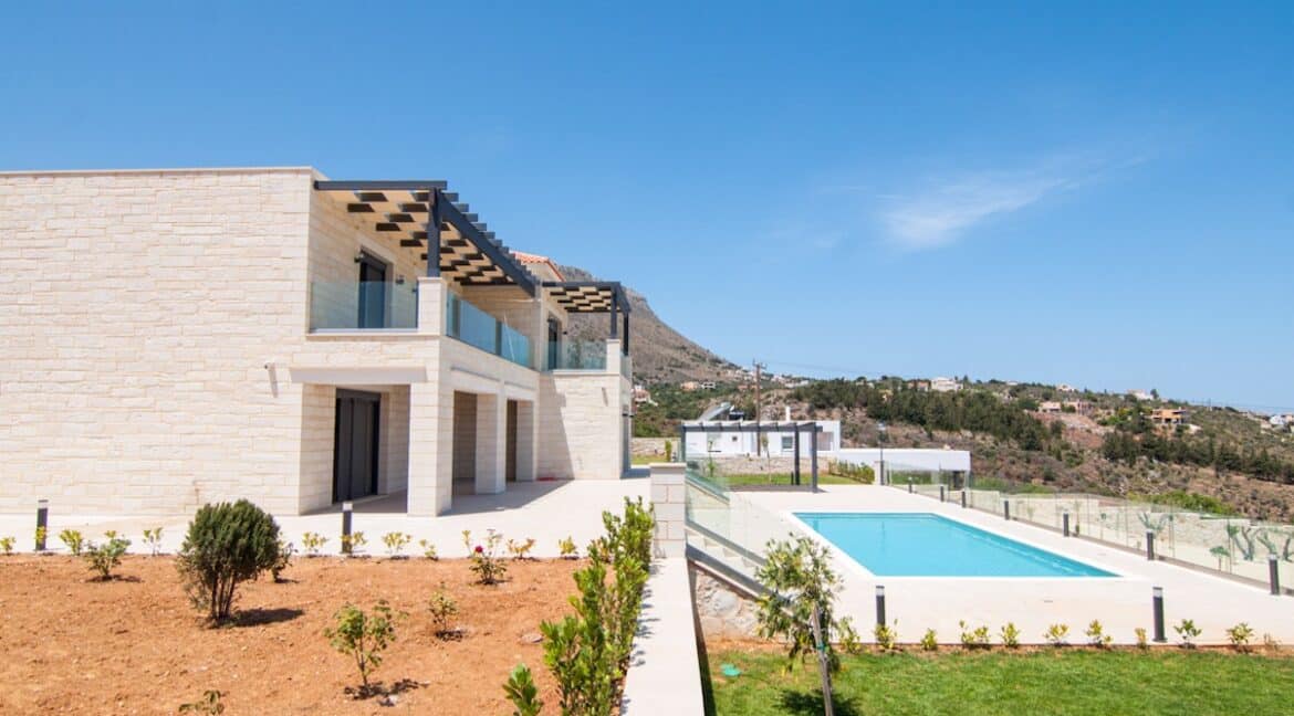 Beautiful villa in Chania Crete with pool, Luxury Estates in Crete, Property in Crete, Villas for sale in Crete, Real Estate in Crete 10
