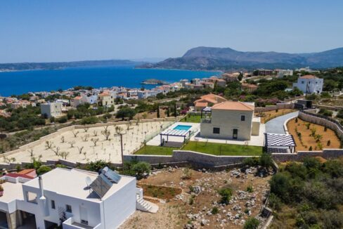 Beautiful villa in Chania Crete with pool, Luxury Estates in Crete, Property in Crete, Villas for sale in Crete, Real Estate in Crete 3