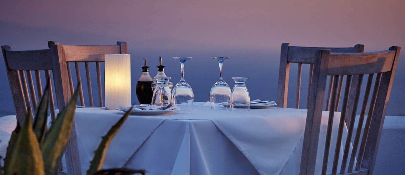 Hotel for Sale at Oia Santorini Finikia in low price