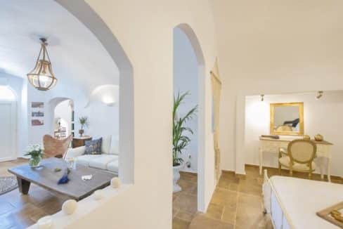 House for sale in Santorini, in Karterados 17