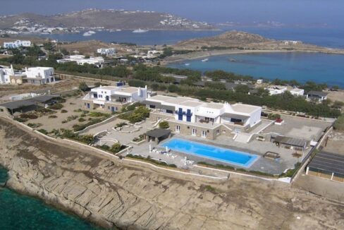 Luxury Estate in Mykonos, Beachfront, Villa of 950 sqm, Luxury Villas in Mykonos for Sale, Luxury Property Mykonos for sale 1