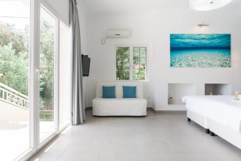 Seafront Property in Corfu, Luxury Villa near the sea 10