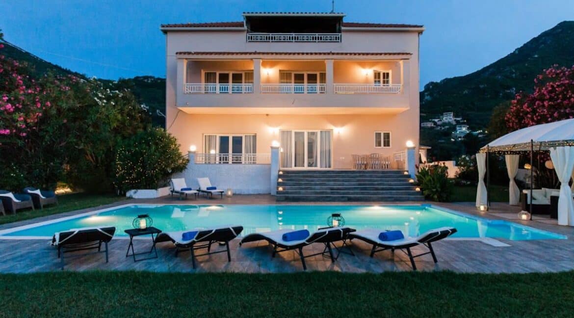 Seafront Property in Corfu, Luxury Villa near the sea 37