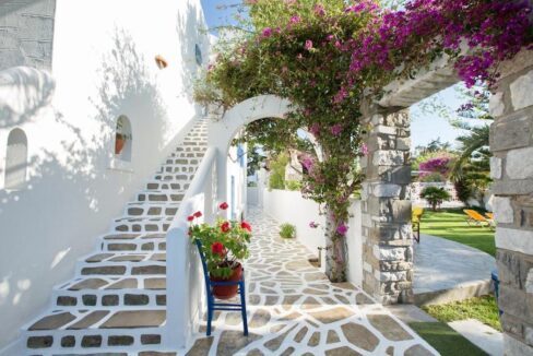 Small Apartments Hotel in Paros, Parikia, Hotel for Sale Paros, Invest in Paros, Paros Real Estate, Boutique Hotel in Paros for Sale 9