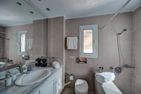 Villa by the sea in Corfu, Barbati, Homes in Corfu 13