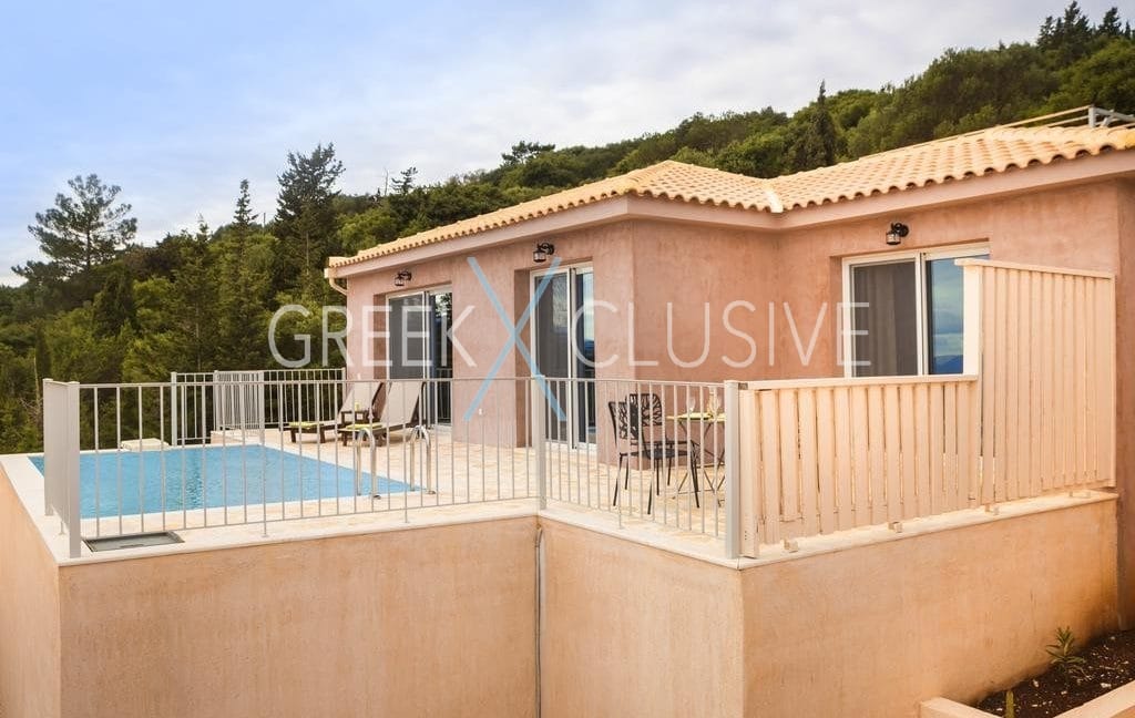 Villas in Kefalonia island for sale 16