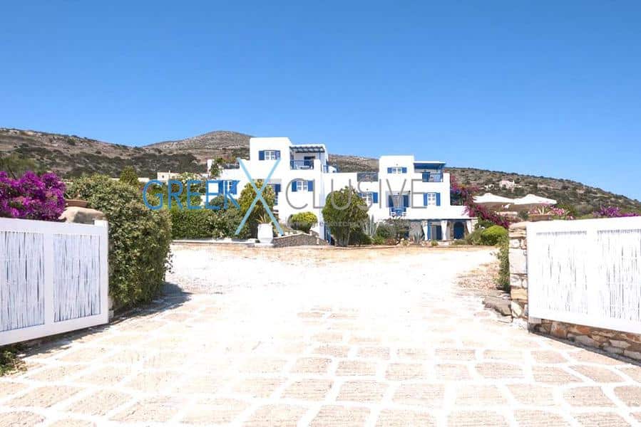 Hotel is for sale in Paros, Apartments Hotel for Sale in Paros. Paros Real Estate 1
