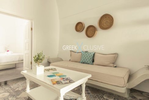House at Santorini, Properties in Santorini 17