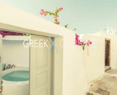 House at Santorini, Properties in Santorini 2