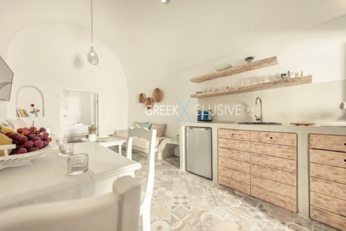 House at Santorini, Properties in Santorini 20