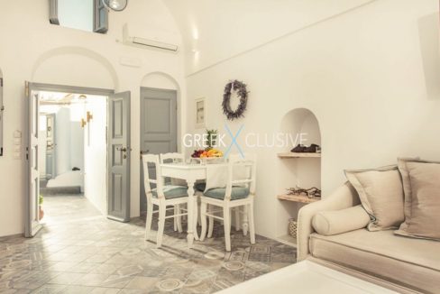 House at Santorini, Properties in Santorini 21