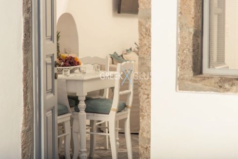 House at Santorini, Properties in Santorini 28