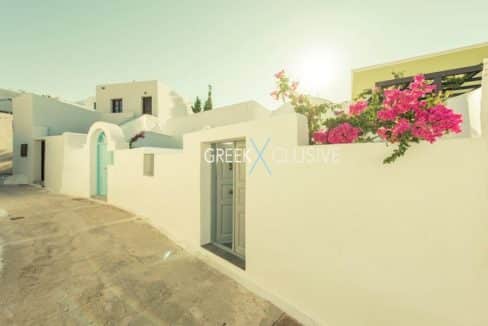 House at Santorini, Properties in Santorini 31