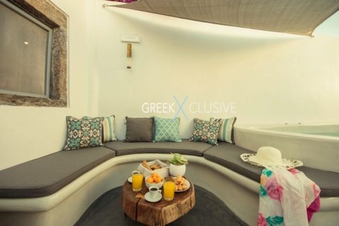 House at Santorini, Properties in Santorini 5