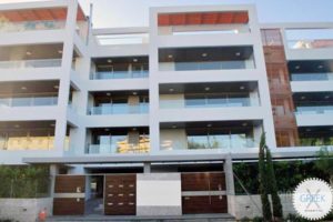 Luxury Ground Floor Apartment in Glyfada for Sale 1