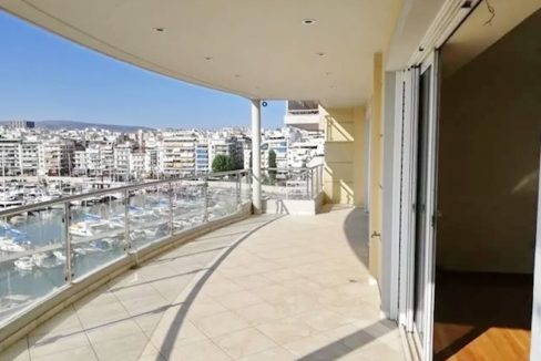 Luxury Seafront Apartment in Piraeus Athens 4