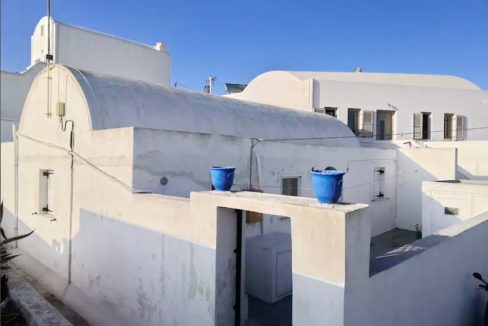 Property at Caldera in Santorini, Investment in Santorini, Building in Santorini for sale 4