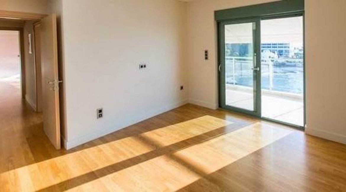 Seafront Luxury Apartment Piraeus Athens, Seafront Apartment in Athens, Real Estate Greece, Buy Apartment in South Athens 17