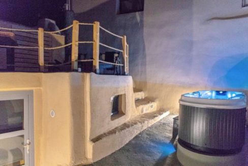 Cave House in Santorini, Cave House for Sale 10