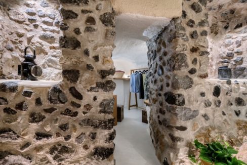 Cave House in Santorini, Cave House for Sale 26