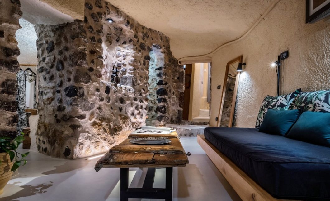 Cave House in Santorini, Cave House for Sale 28