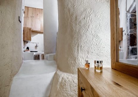 Cave House in Santorini, Cave House for Sale 30