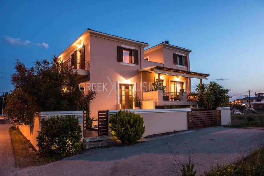 House in the city Center of Lefkada Greece for sale, Property in Lefkada, Buy House in Lefkada