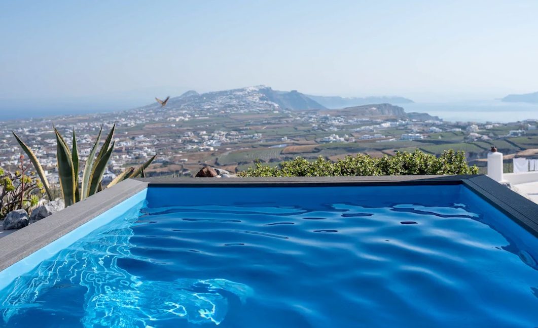 Property in Santorini, Pyrgos 1