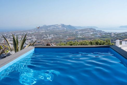 Property in Santorini, Pyrgos 1