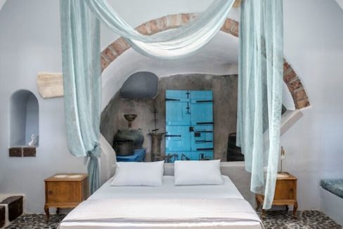 Property in Santorini, Pyrgos 5