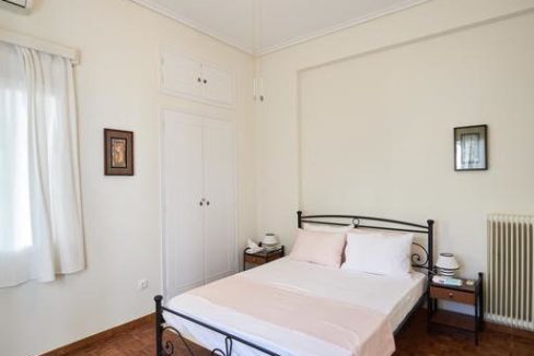Stone Villa in Athens Riviera 15