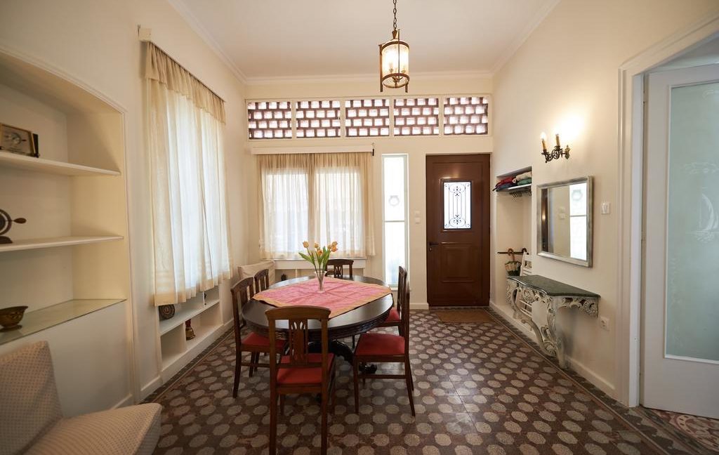Stone Villa in Athens Riviera 18
