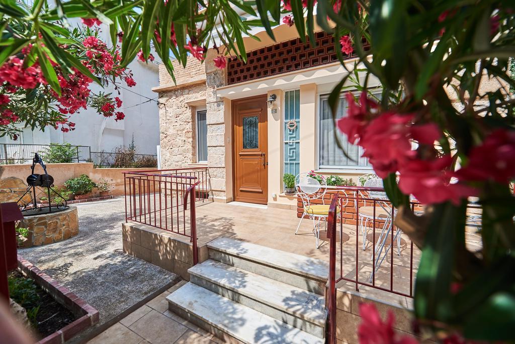 Stone Villa in Athens Riviera Close to the sea, Alimos Premium area