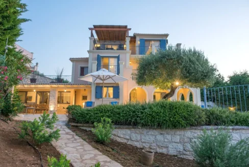 3 Seafront Villas in Corfu Kassiopi for sale 10