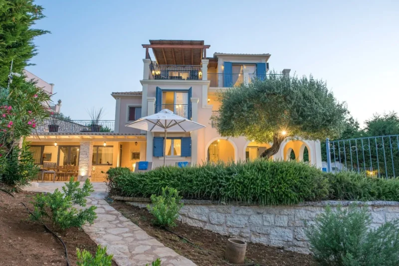 3 Seafront Villas in Corfu Kassiopi for sale