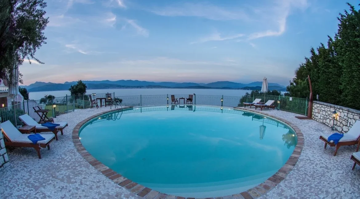 3 Seafront Villas in Corfu Kassiopi for sale 9