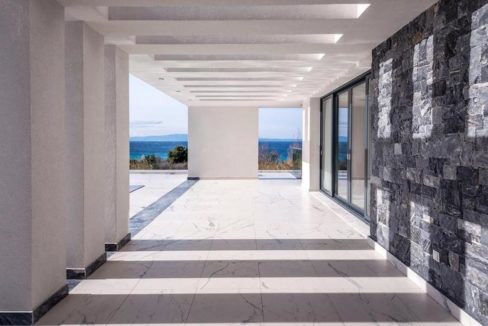 A luxurious villa by the beach, Kassandra Halkidiki 2