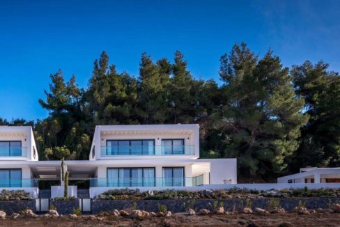 A luxurious villa by the beach, Kassandra Halkidiki 9