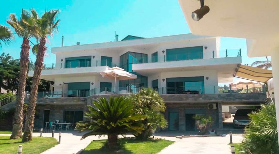 Beachfront Luxury Estate in Chalkidiki, Luxury Villa in Chanioti 10