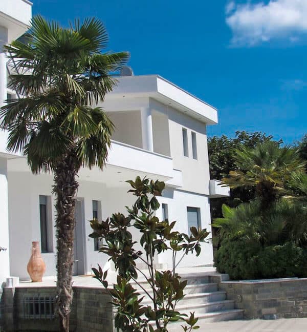 Beachfront Luxury Estate in Chalkidiki, Luxury Villa in Chanioti 5