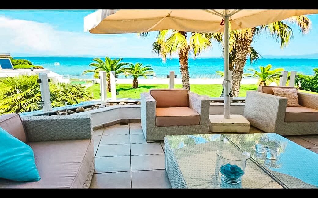 Beachfront Luxury Estate in Chalkidiki, Luxury Villa in Chanioti 9