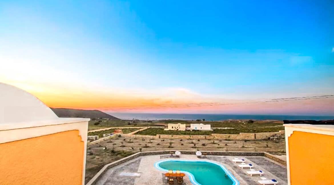 Beautiful Villa Santorini Akrotiri for sale, Santorini homes 12