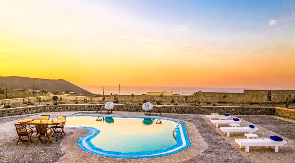 Beautiful Villa Santorini Akrotiri for sale, Santorini homes 13