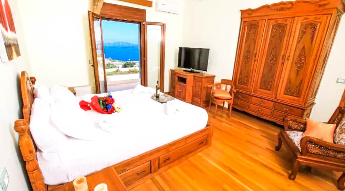 Beautiful Villa Santorini Akrotiri for sale, Santorini homes 25