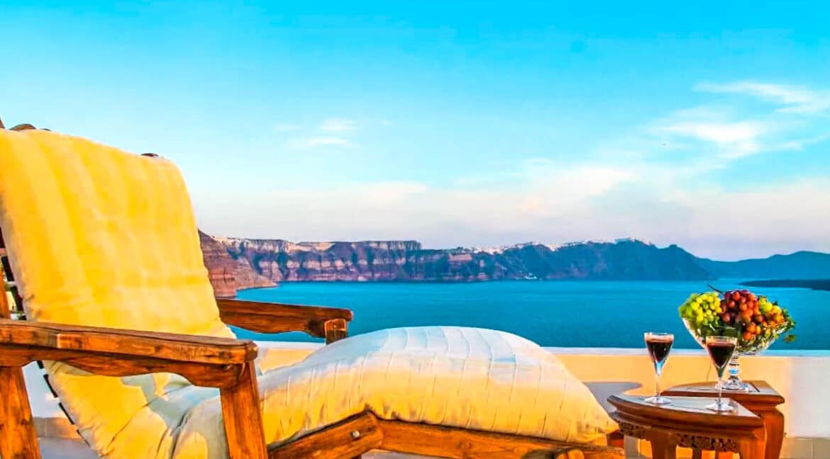 Beautiful Villa Santorini Akrotiri for sale, Santorini homes 29