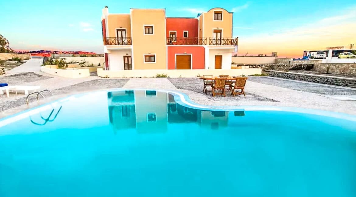 Beautiful Villa Santorini Akrotiri for sale, Santorini homes 34