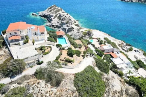 Big seafront Villa in Crete in Agia Pelagia 1